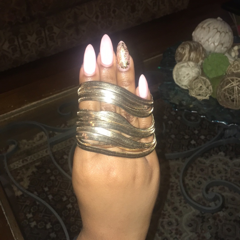 EXPRESS Gold cuff bracelet w/ elastic band